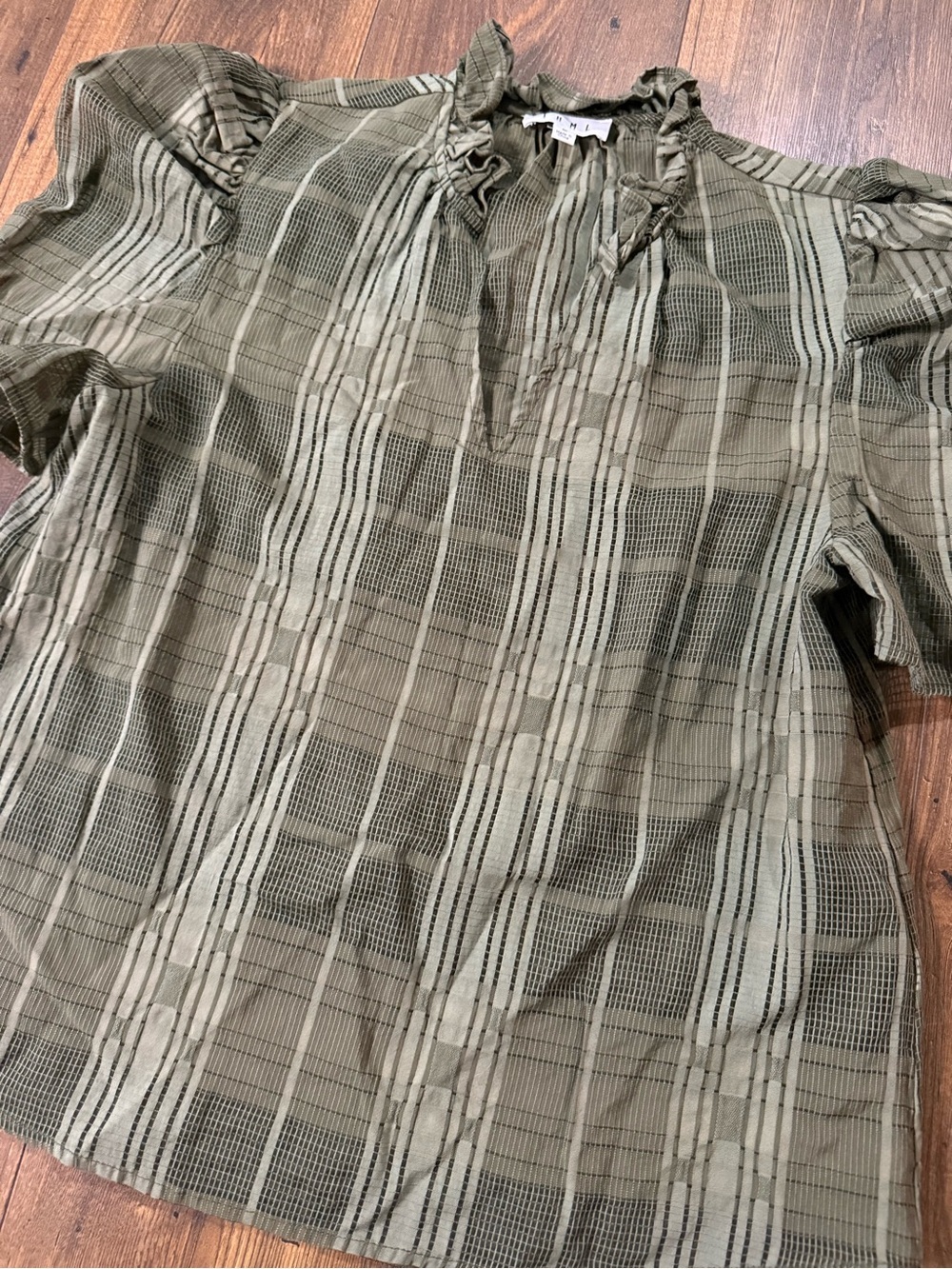 THML Women’s Olive Green Plaid Puff Sleeve Ruffle Neck Blouse Size Medium - Picture 3 of 10